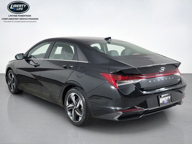 Used 2023 Hyundai Elantra Limited video 3