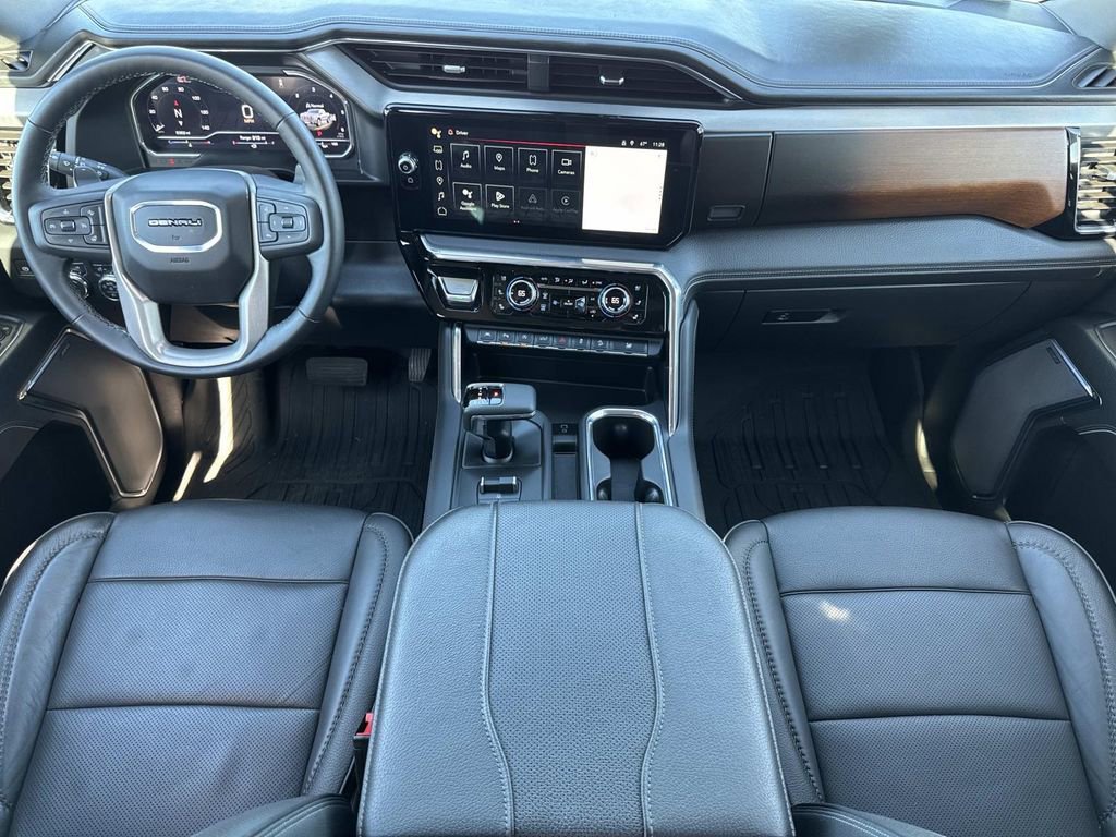 Used 2024 GMC Sierra 1500 Denali w/ Technology Package image 8
