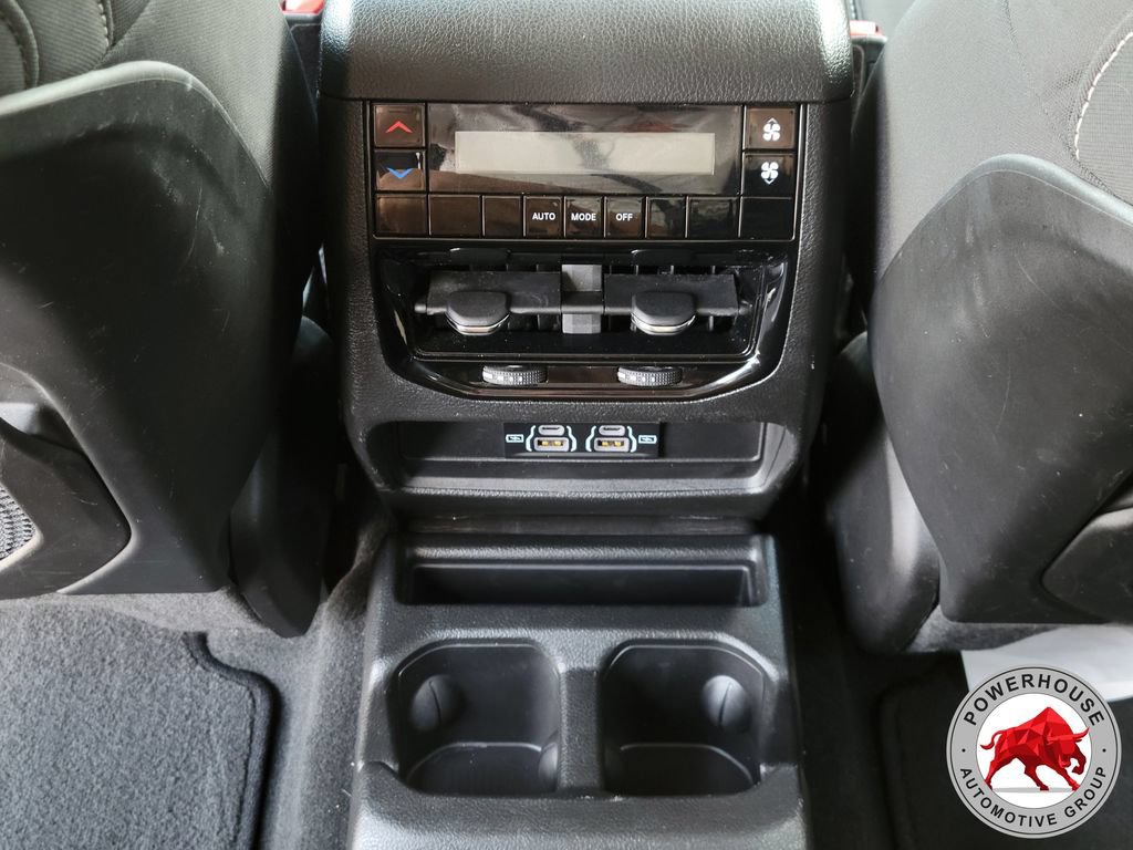 Used 2023 Jeep Grand Cherokee L Laredo AWD/4WD image 17