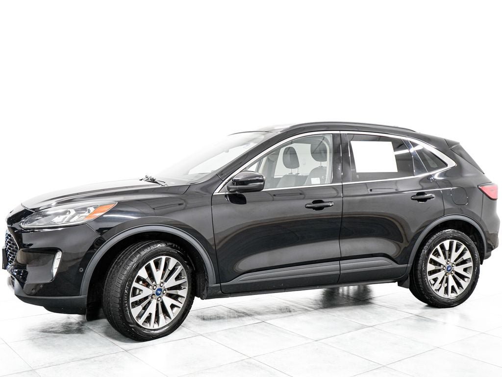 Certified 2020 Ford Escape Titanium AWD/4WD image 4