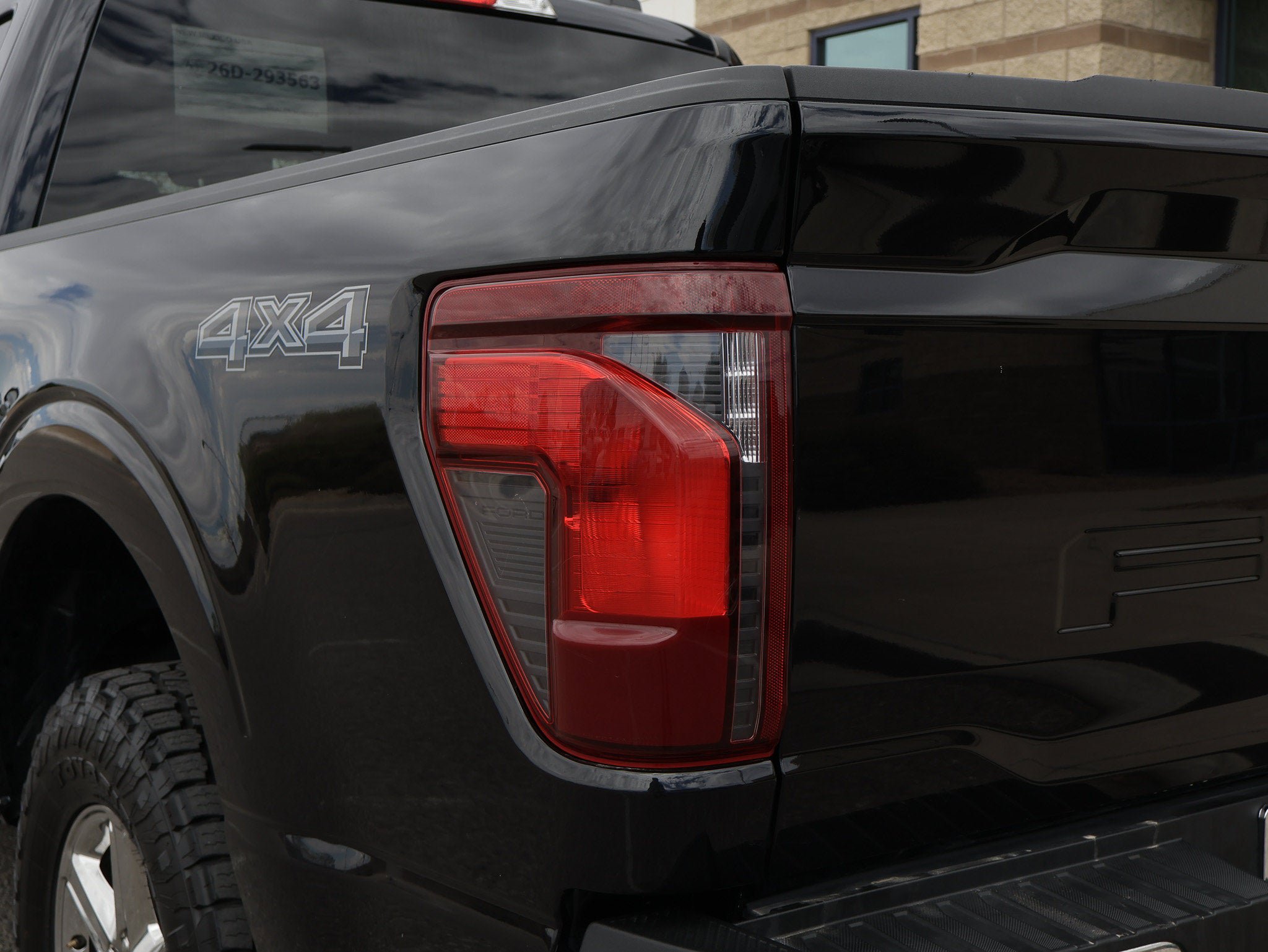 Certified 2025 Ford F150 XLT w/ Equipment Group 301A Standard AWD/4WD image 18