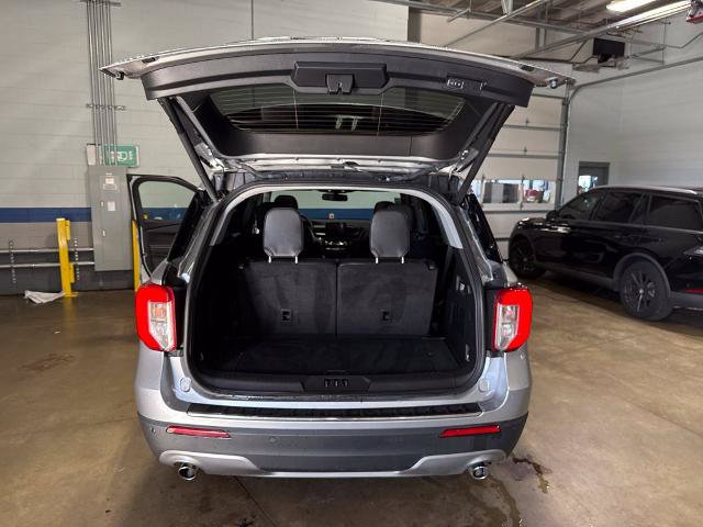Certified 2023 Ford Explorer Limited w/ Equipment Group 301A AWD/4WD image 28