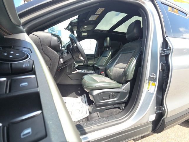 Certified 2022 Ford Explorer Timberline w/ Timberline Technology Package AWD/4WD image 16