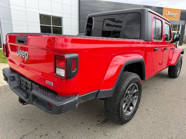 Used 2020 Jeep Gladiator Overland AWD/4WD image 3