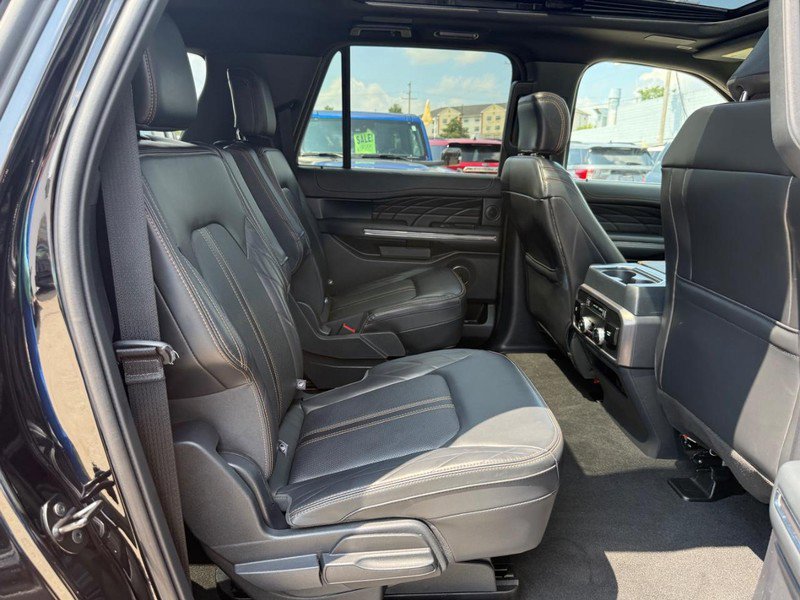 Certified 2024 Ford Expedition Max Platinum image 12