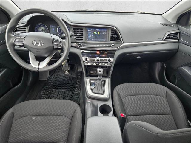 Used 2020 Hyundai Elantra SEL w/ Cargo Package (C1) FWD image 17
