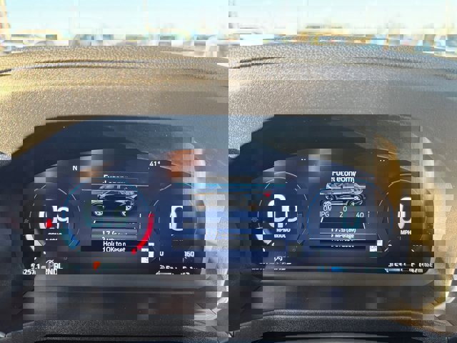 Certified 2025 Ford Explorer Active image 17