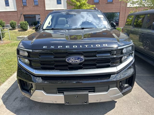 Certified 2025 Ford Expedition Max Platinum w/ Driver's Package AWD/4WD image 2