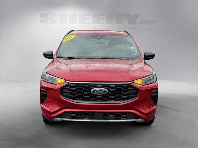 Certified 2023 Ford Escape ST-Line w/ Tech Pack #1 image 3