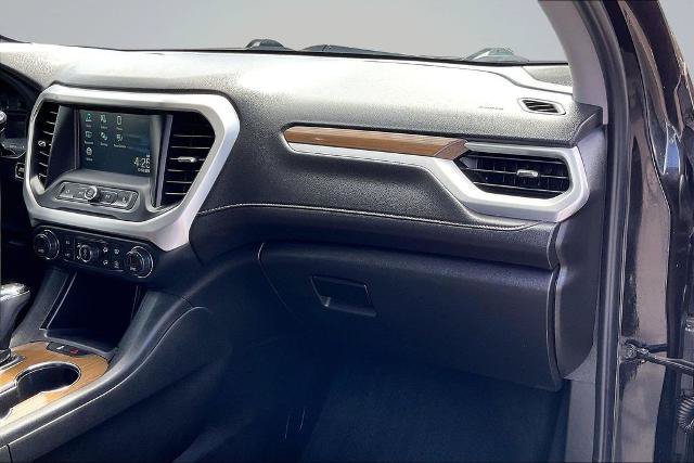 Used 2019 GMC Acadia SLE FWD image 17
