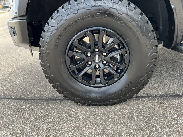 Certified 2025 Ford F150 Raptor AWD/4WD image 10