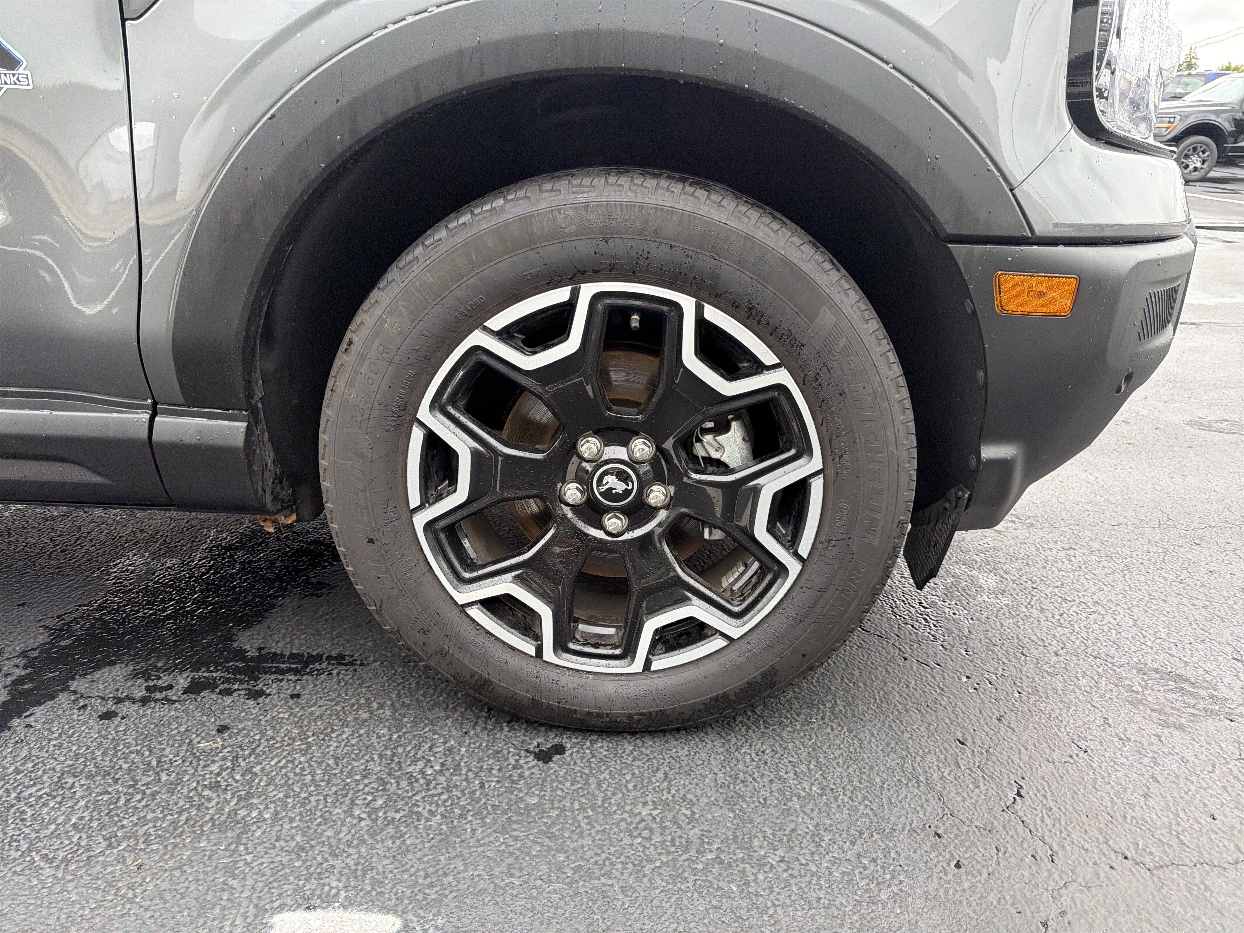 Certified 2025 Ford Bronco Sport Outer Banks w/ Outer Banks Tech Package+ AWD/4WD image 6