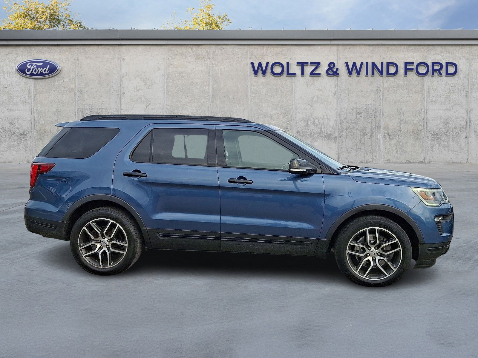 Certified 2019 Ford Explorer Sport w/ Equipment Group 401A image 2