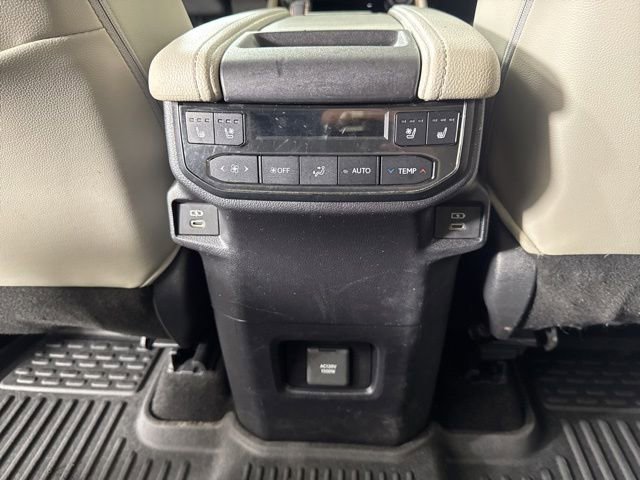 Used 2024 Toyota Grand Highlander AWD Hybrid image 13