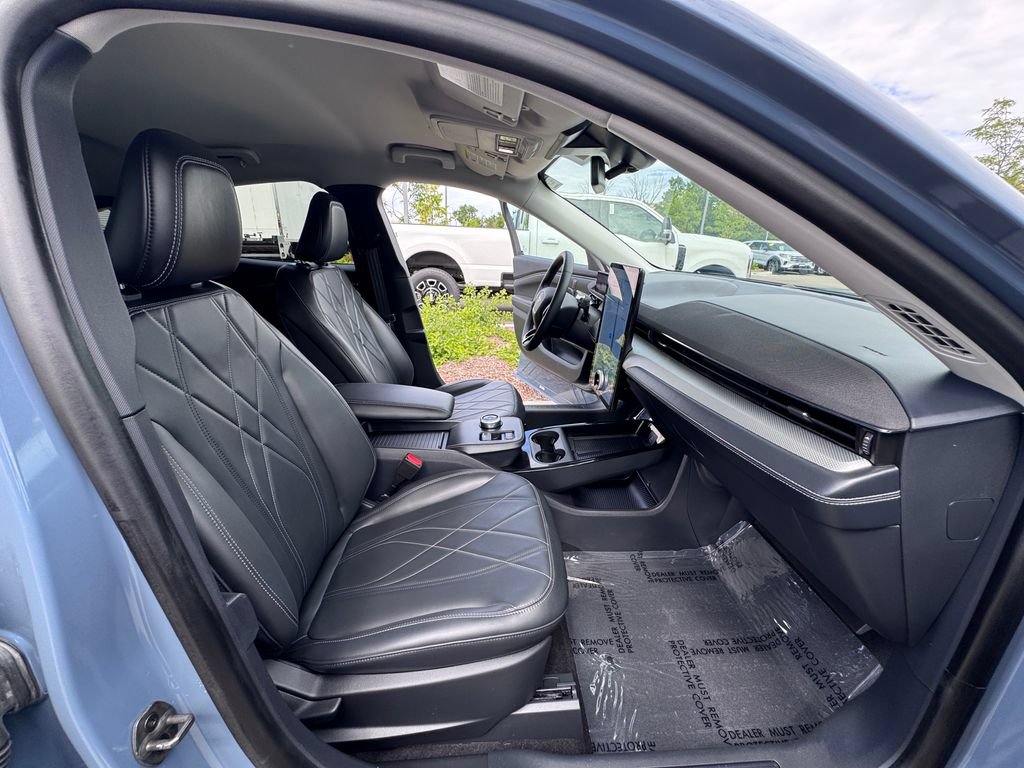 Certified 2023 Ford Mustang Mach-E Select AWD/4WD image 30
