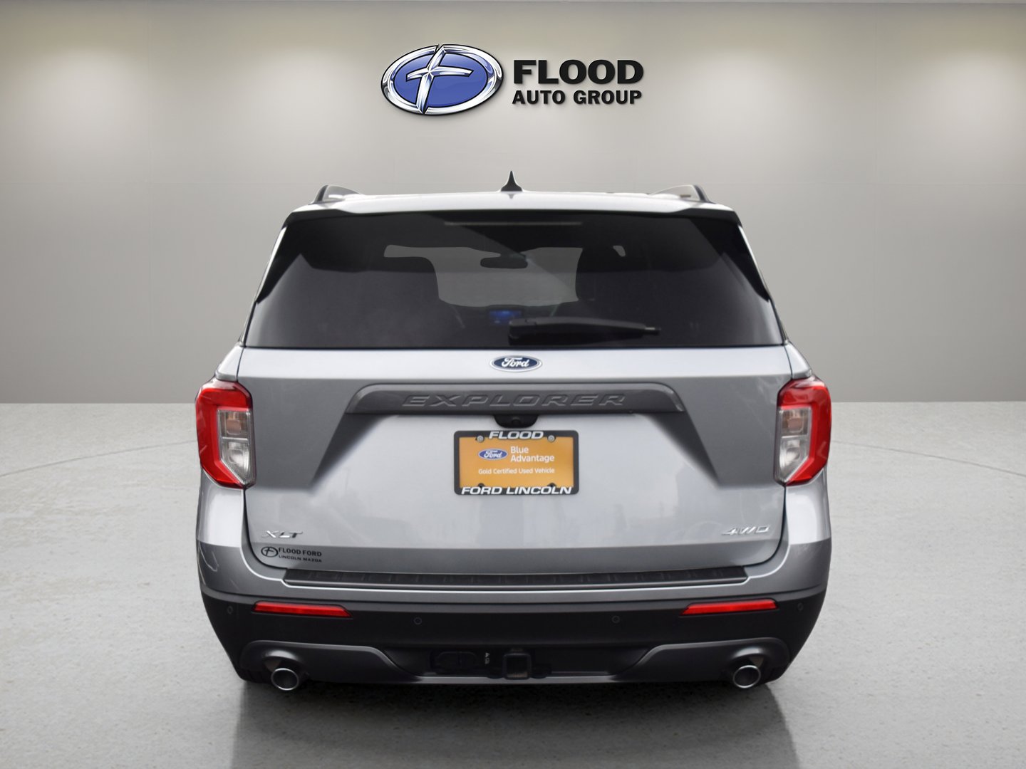 Certified 2023 Ford Explorer XLT w/ Equipment Group 202A image 5