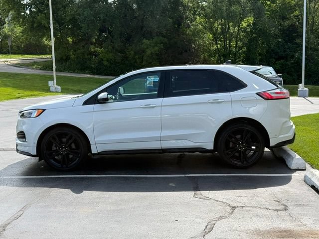 Certified 2023 Ford Edge ST w/ Equipment Group 401A AWD/4WD image 4