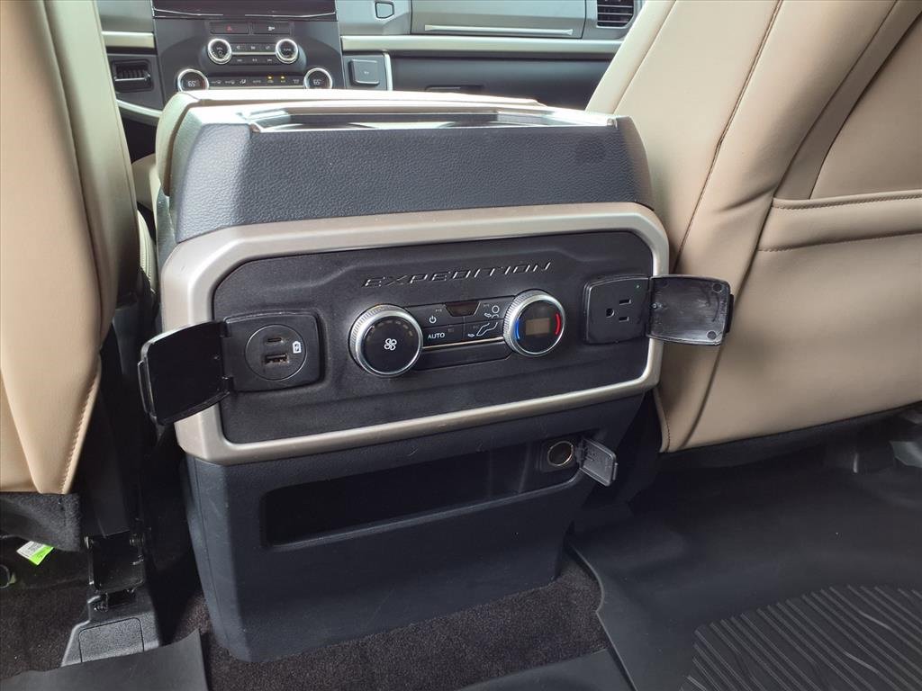 Certified 2022 Ford Expedition XLT image 16