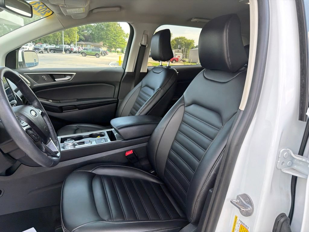 Certified 2023 Ford Edge SEL w/ Convenience Package AWD/4WD image 12
