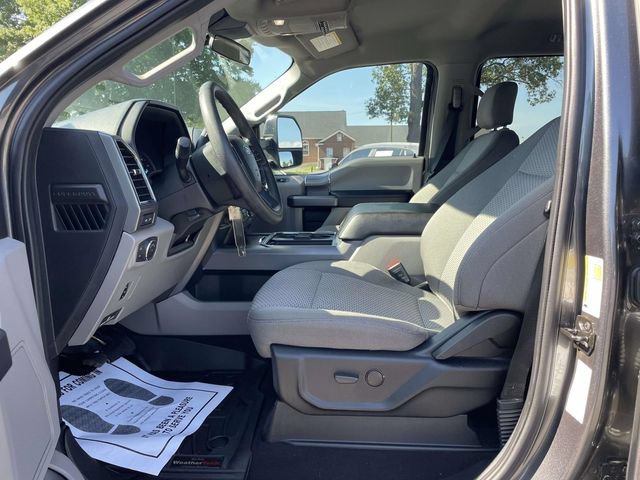 Certified 2020 Ford F250 XLT w/ XLT Premium Package AWD/4WD image 16
