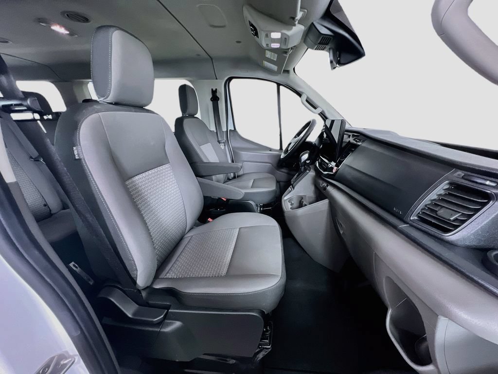 Certified 2024 Ford Transit 350 XLT RWD image 33