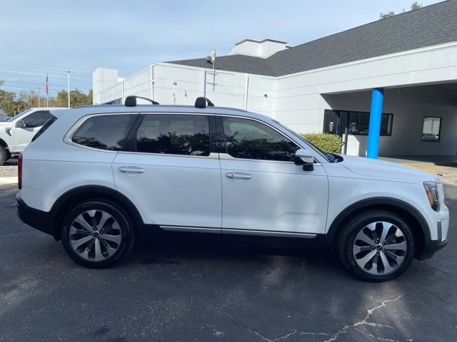 Used 2020 Kia Telluride S image 2