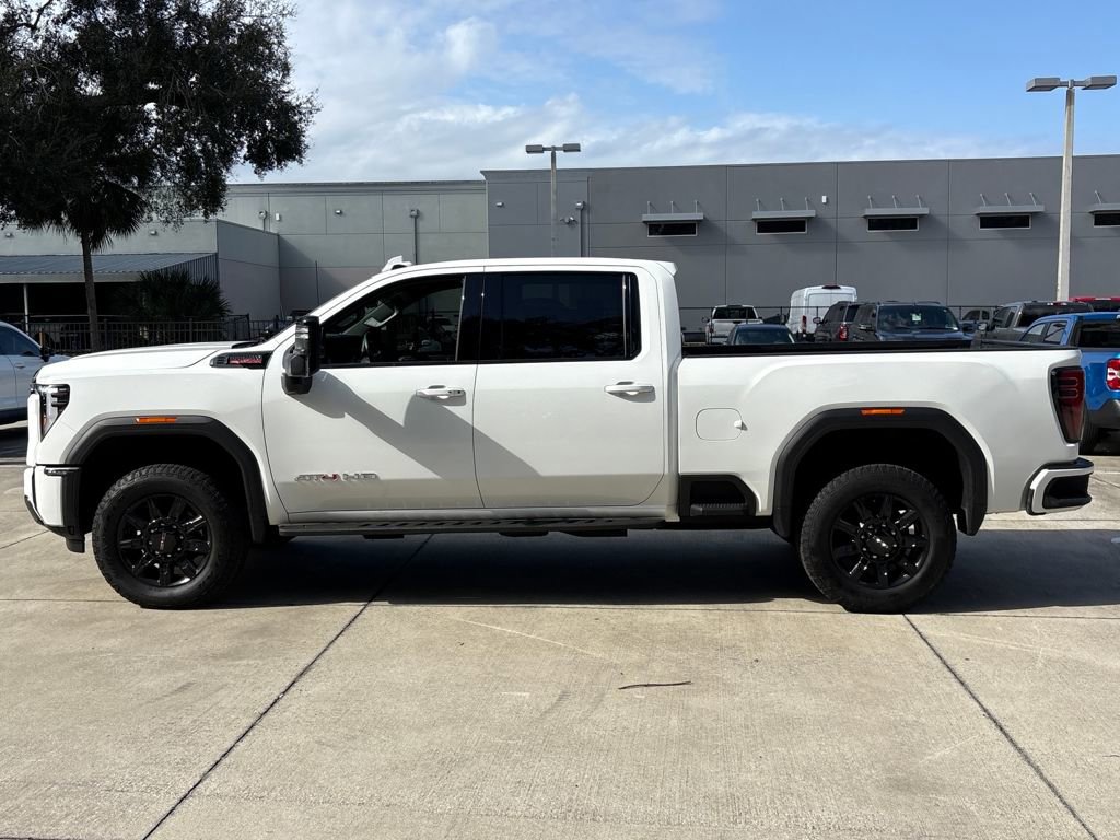 Used 2025 GMC Sierra 2500 AT4 w/ AT4 Premium Plus Package image 5