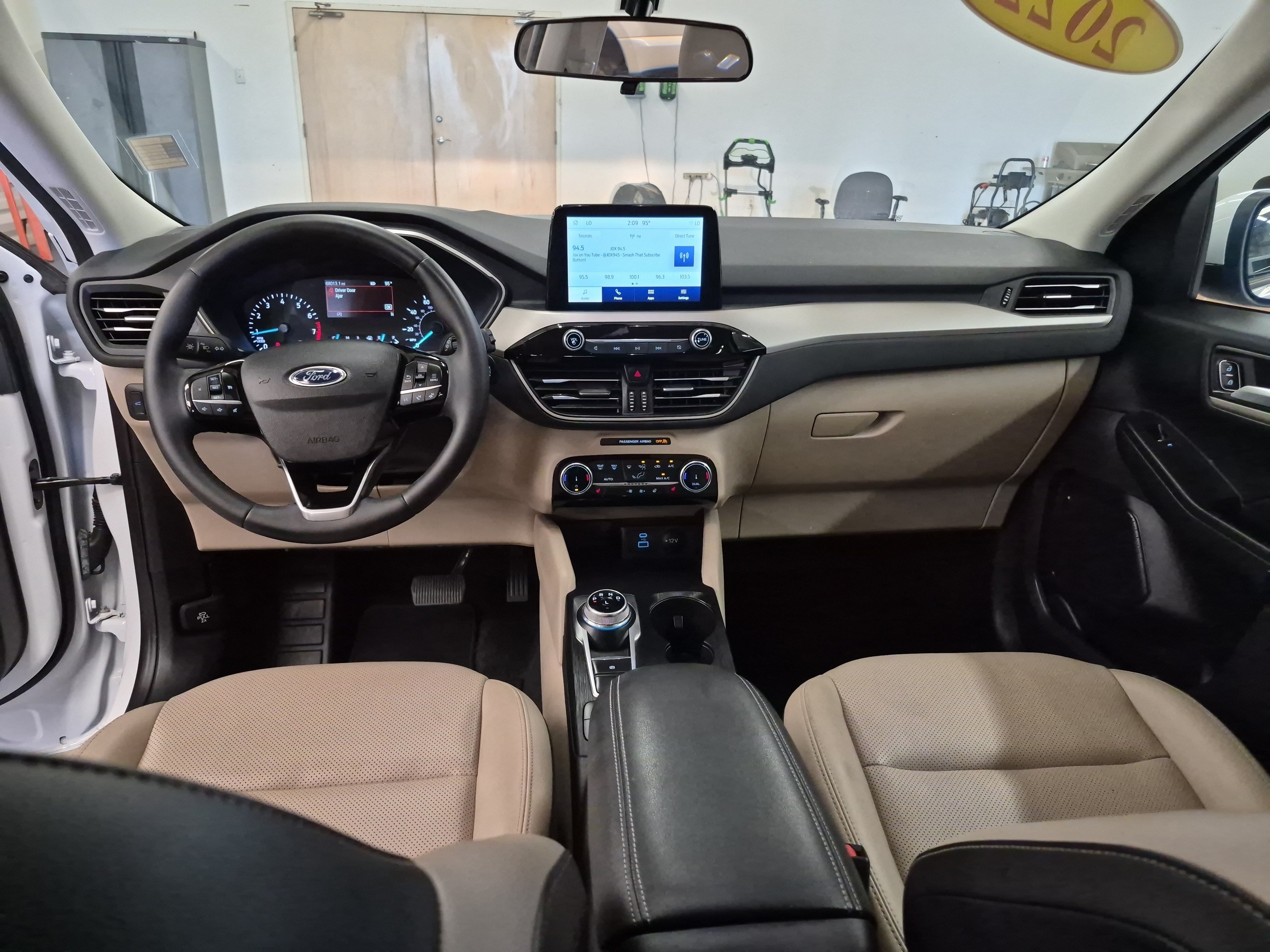 Certified 2022 Ford Escape SEL AWD/4WD image 19