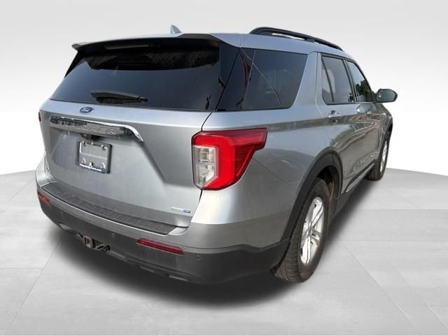 Certified 2020 Ford Explorer XLT w/ Comfort Package AWD/4WD image 3
