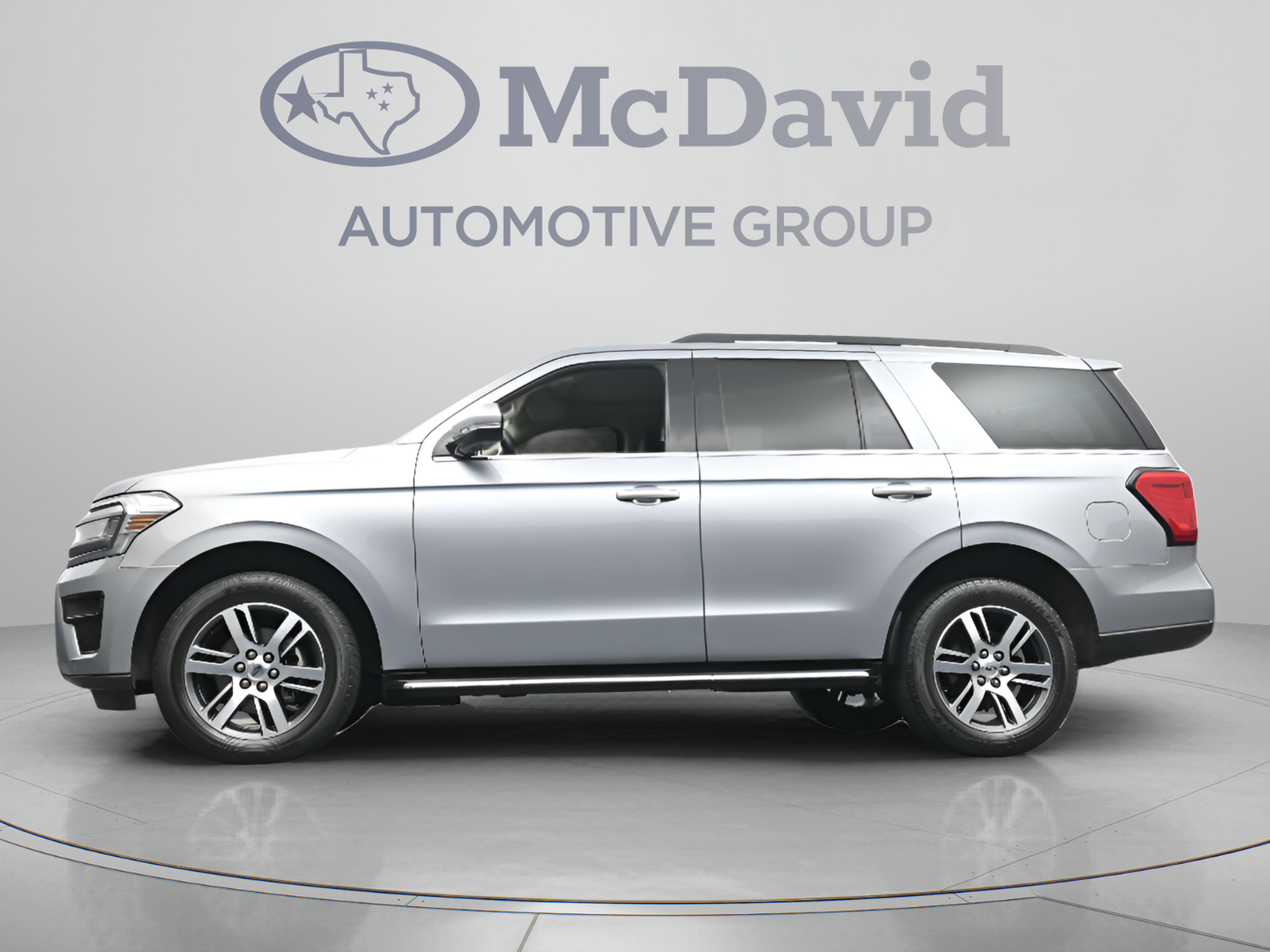 Certified 2023 Ford Expedition XLT RWD image 29
