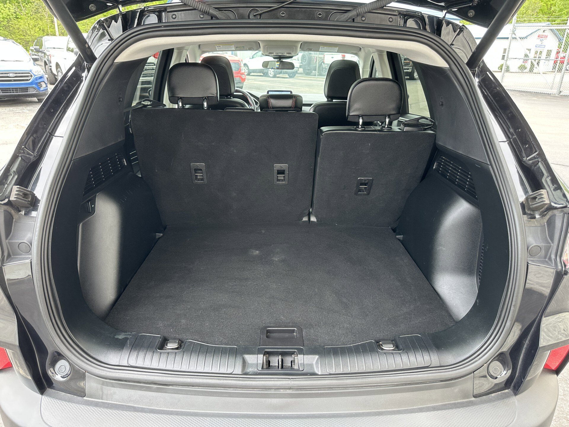 Certified 2022 Ford Escape SEL w/ SEL Stealth AWD Package image 7