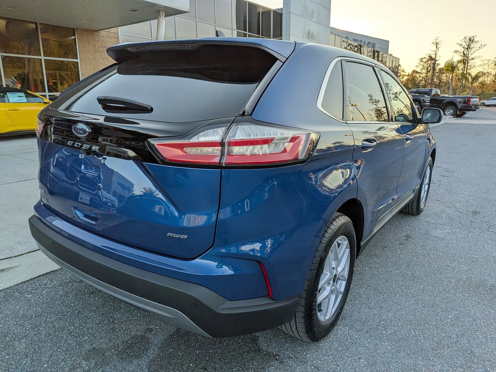 Certified 2023 Ford Edge SEL w/ Convenience Package image 6