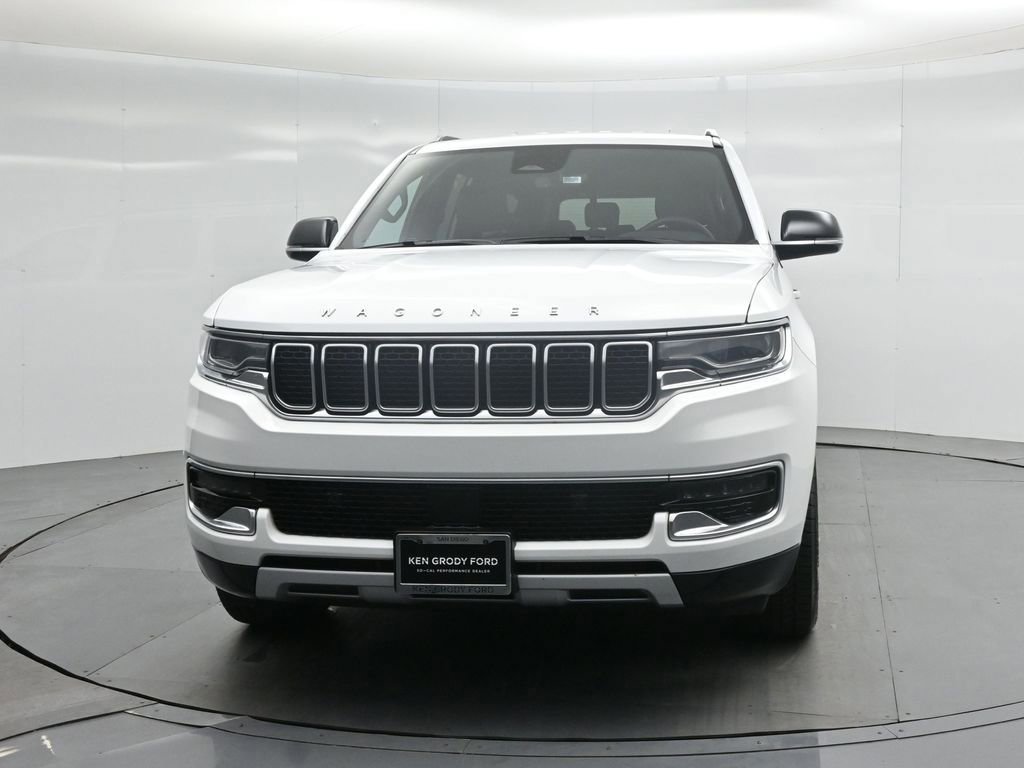 Used 2024 Jeep Wagoneer L Series II image 31