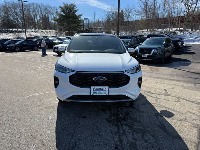 Certified 2023 Ford Escape ST-Line Select w/ Tech Pack #2 image 13
