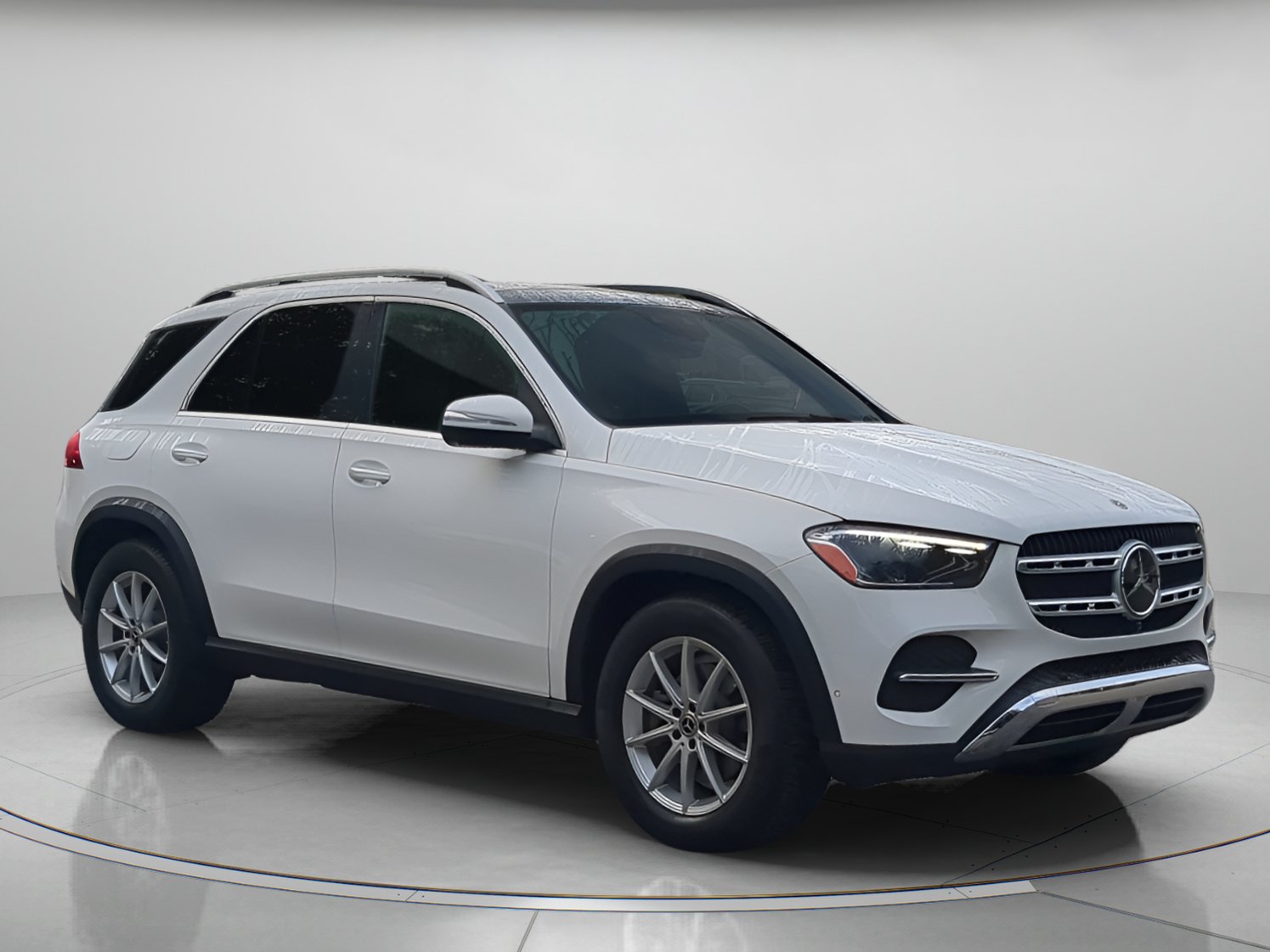 Used 2025 Mercedes-Benz GLE 350 4MATIC w/ Driver Assistance Package image 38