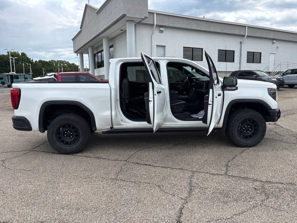 Used 2023 GMC Sierra 1500 AT4X w/ AT4X AEV Edition AWD/4WD image 8