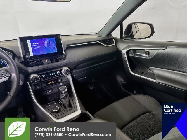Used 2023 Toyota RAV4 SE w/ Convenience Package AWD/4WD image 28