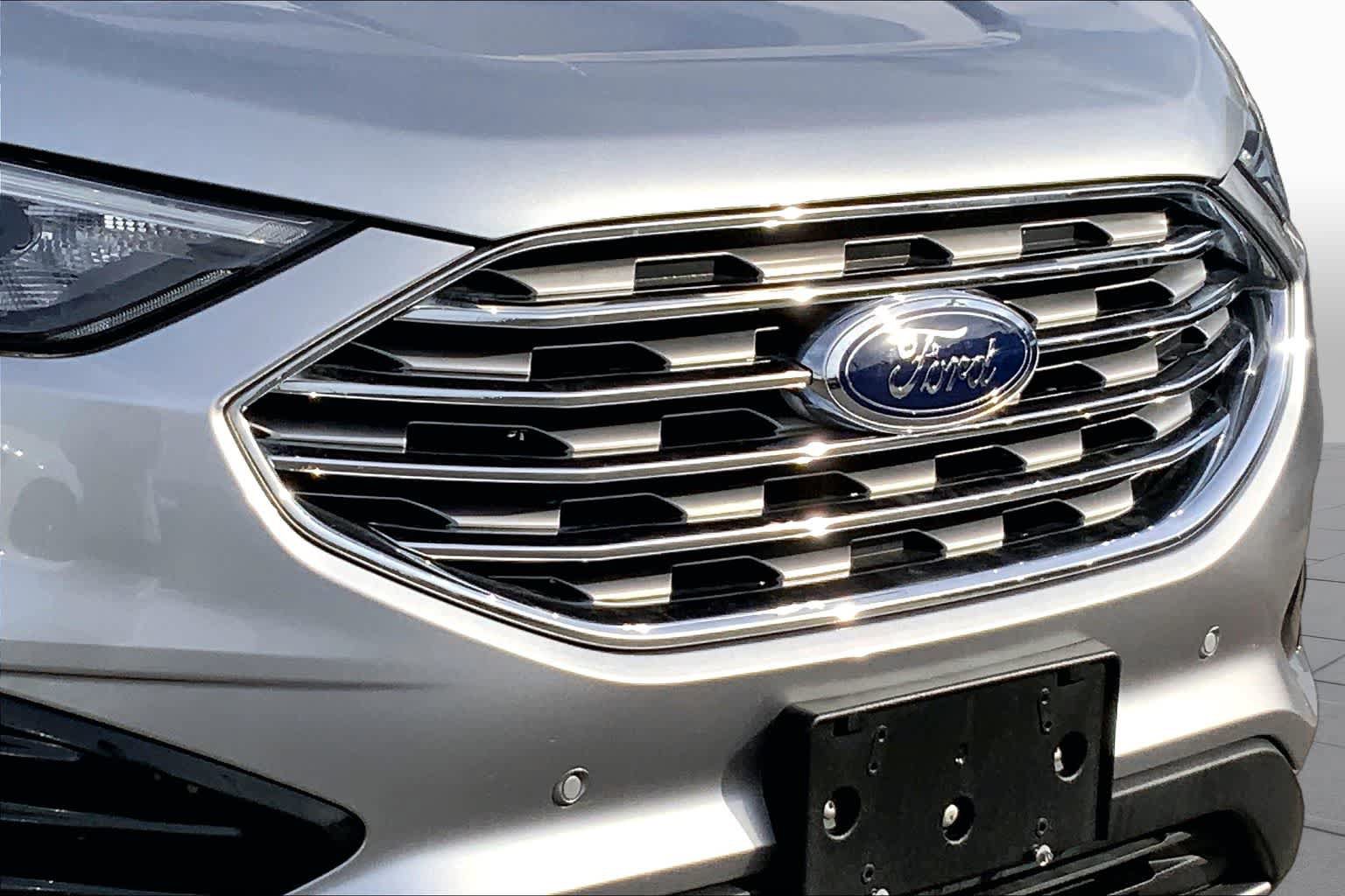 Certified 2023 Ford Edge Titanium AWD/4WD image 26