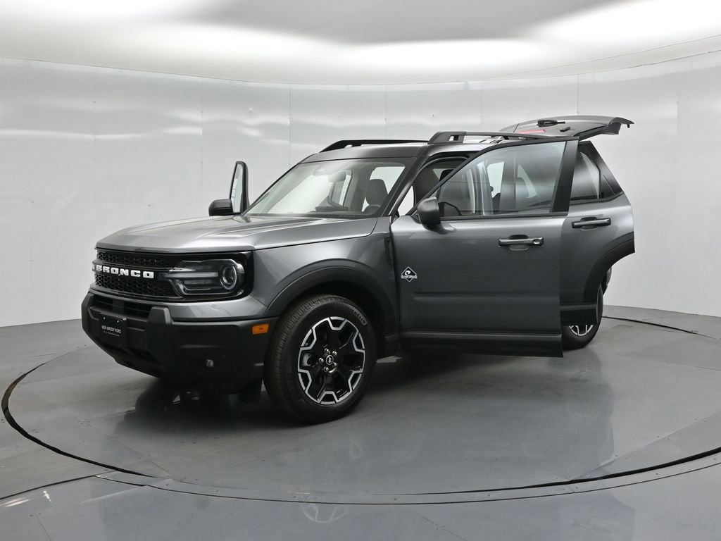 Certified 2025 Ford Bronco Sport Outer Banks w/ Outer Banks Tech Package+ image 56