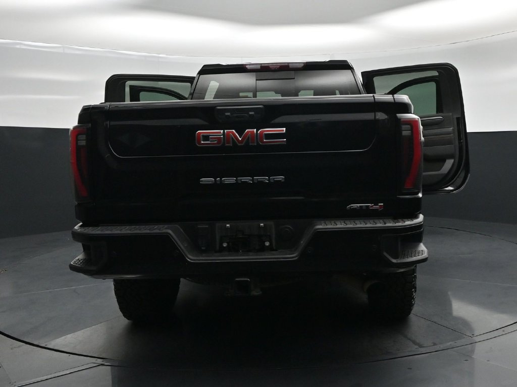 Used 2024 GMC Sierra 2500 AT4 w/ Technology Package AWD/4WD image 30