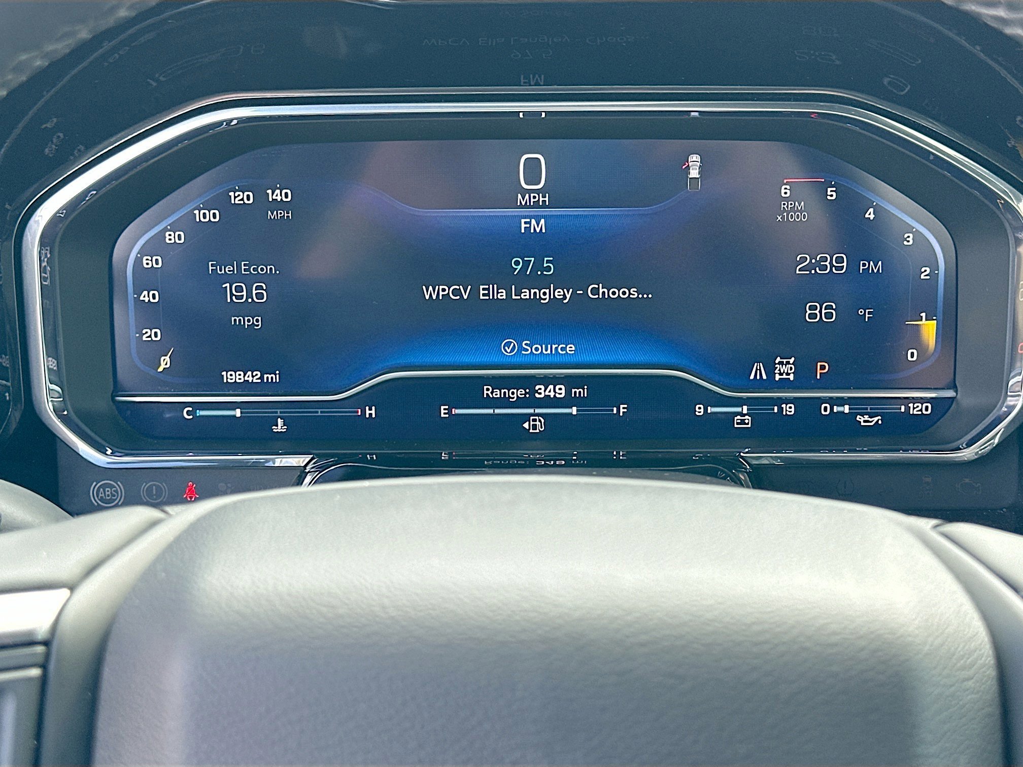 Used 2025 Chevrolet Silverado 1500 LTZ image 12