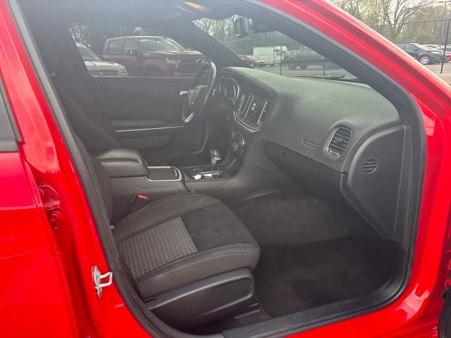 Used 2018 Dodge Charger R/T image 9