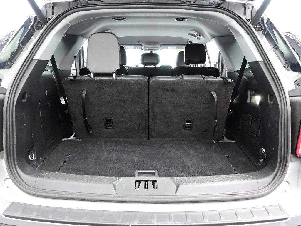 Certified 2024 Ford Explorer XLT w/ Equipment Group 202A image 11