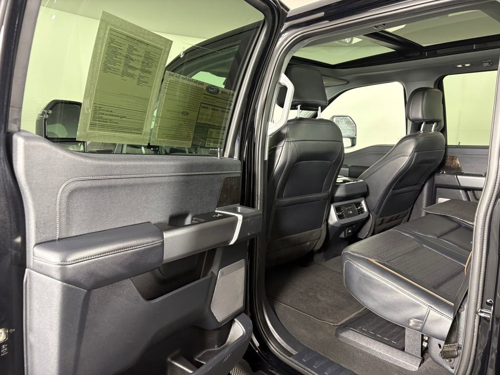 Certified 2025 Ford F350 Lariat AWD/4WD image 28