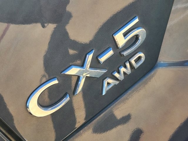 Used 2024 MAZDA CX-5 Carbon Edition image 11