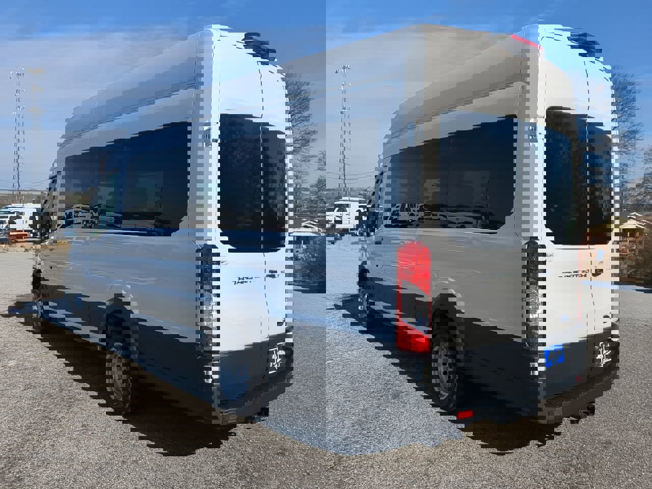 Certified 2025 Ford Transit 350 XLT image 5