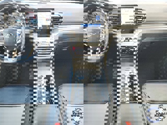 Certified 2023 Ford Explorer XLT w/ Equipment Group 202A image 8