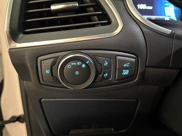 Certified 2019 Ford Edge Titanium w/ Equipment Group 301A FWD image 19