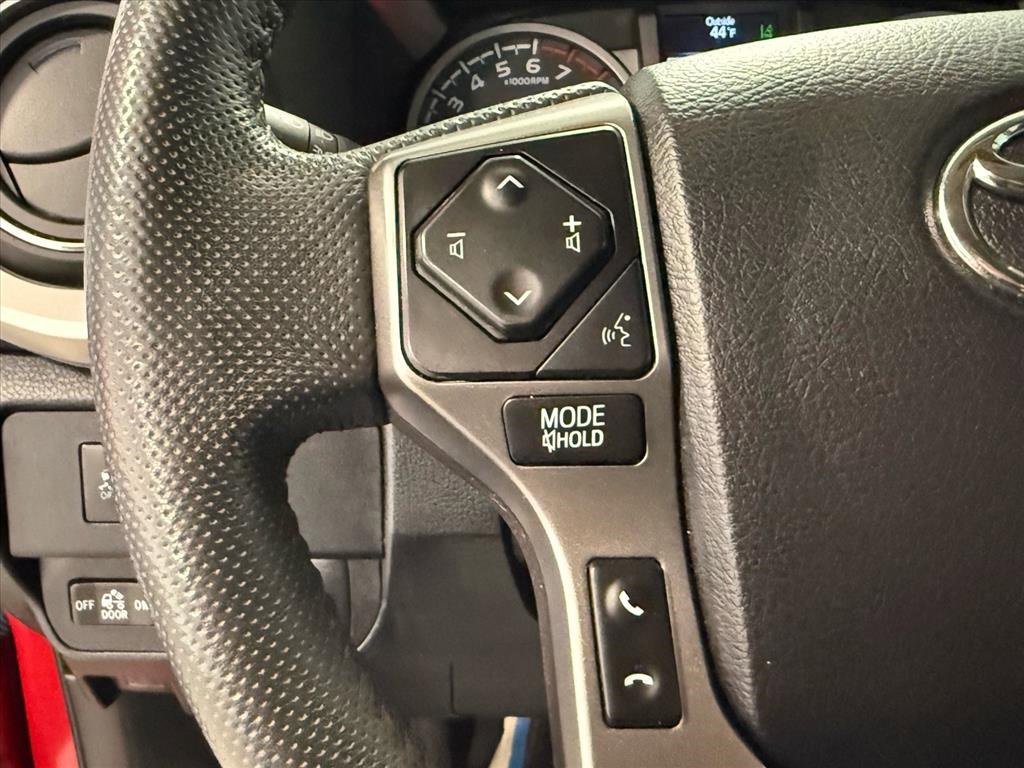 Used 2022 Toyota Tacoma SR5 image 20