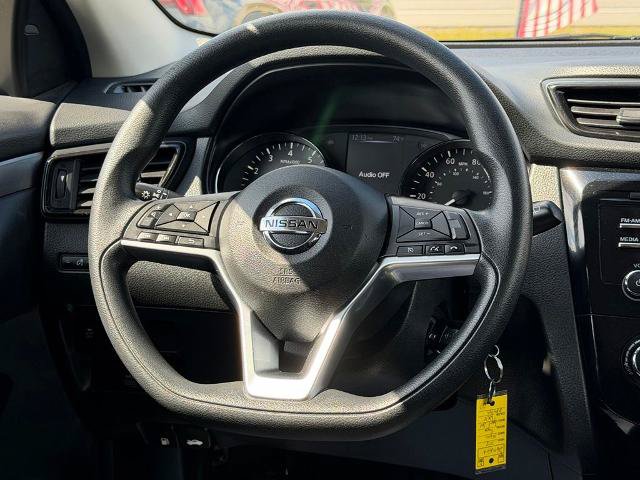 Used 2018 Nissan Rogue Sport S AWD/4WD image 15